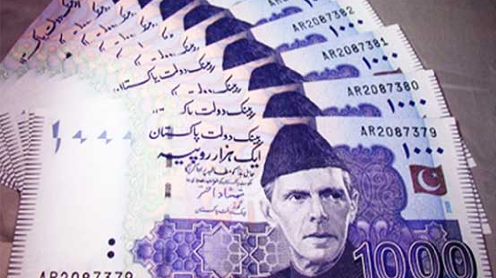 Peshawar Police Nabs Three Printing Fake Currency