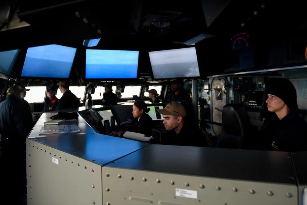 Zumwalt-DDG-1000-Bridge-1024x683.jpg