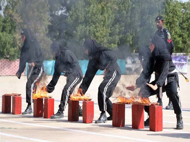 passing-out-parade-of-eaglet-course1-1539895970-9118.jpg