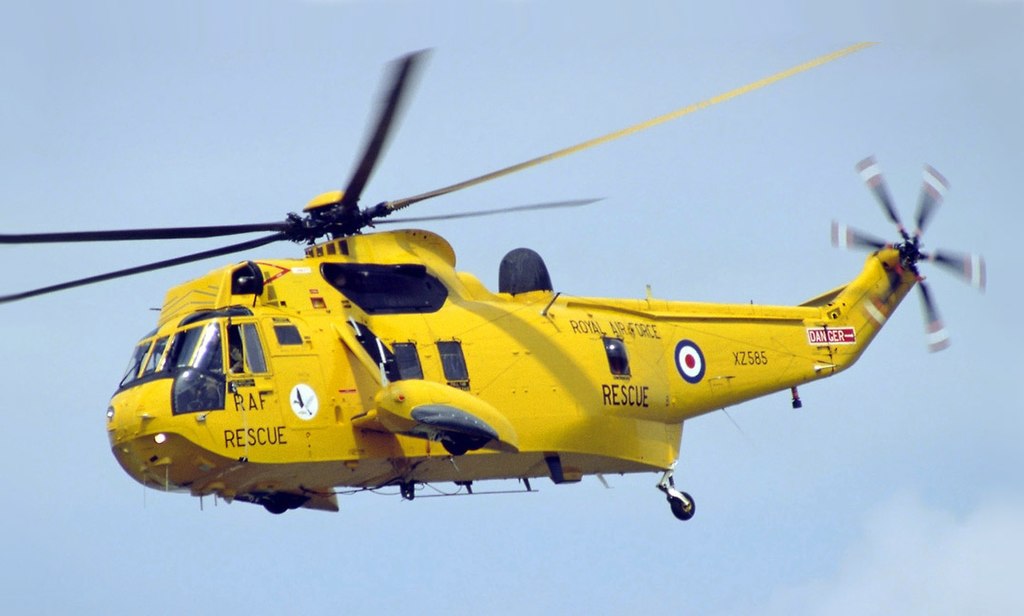 1024px-Westland_WS-61_Sea_King_HAR3%2C_UK_-_Air_Force_AN0769355.jpg