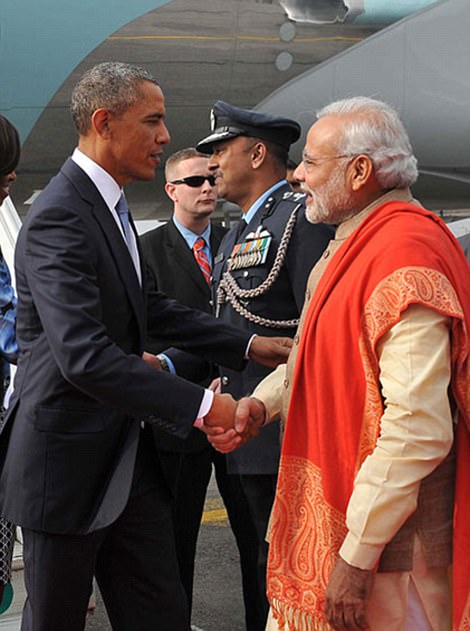 4955BCD200000578-5404357-President_is_greeted_by_PM_Modi_at_Palam_Airport_New_Delhi_Janua-a-13_1518922833336.jpg