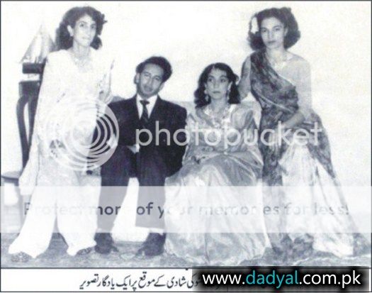 Nusrat-Bhutto-with-zulfiqar-ali-bhutto-on-their-Wedding.jpg