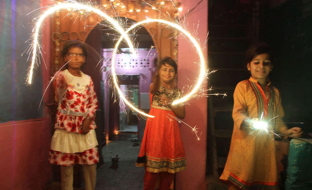 diwali-festival-india-2015-11112015-29.jpg