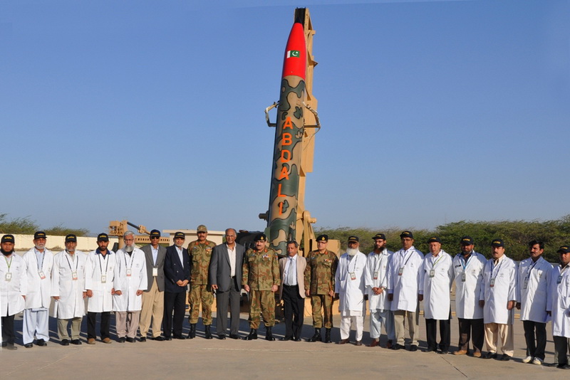 Pakistan+Tests+Hatf+II+Abdali+Short+Range+Surface+to+Surface+Ballistic+Missile.jpg