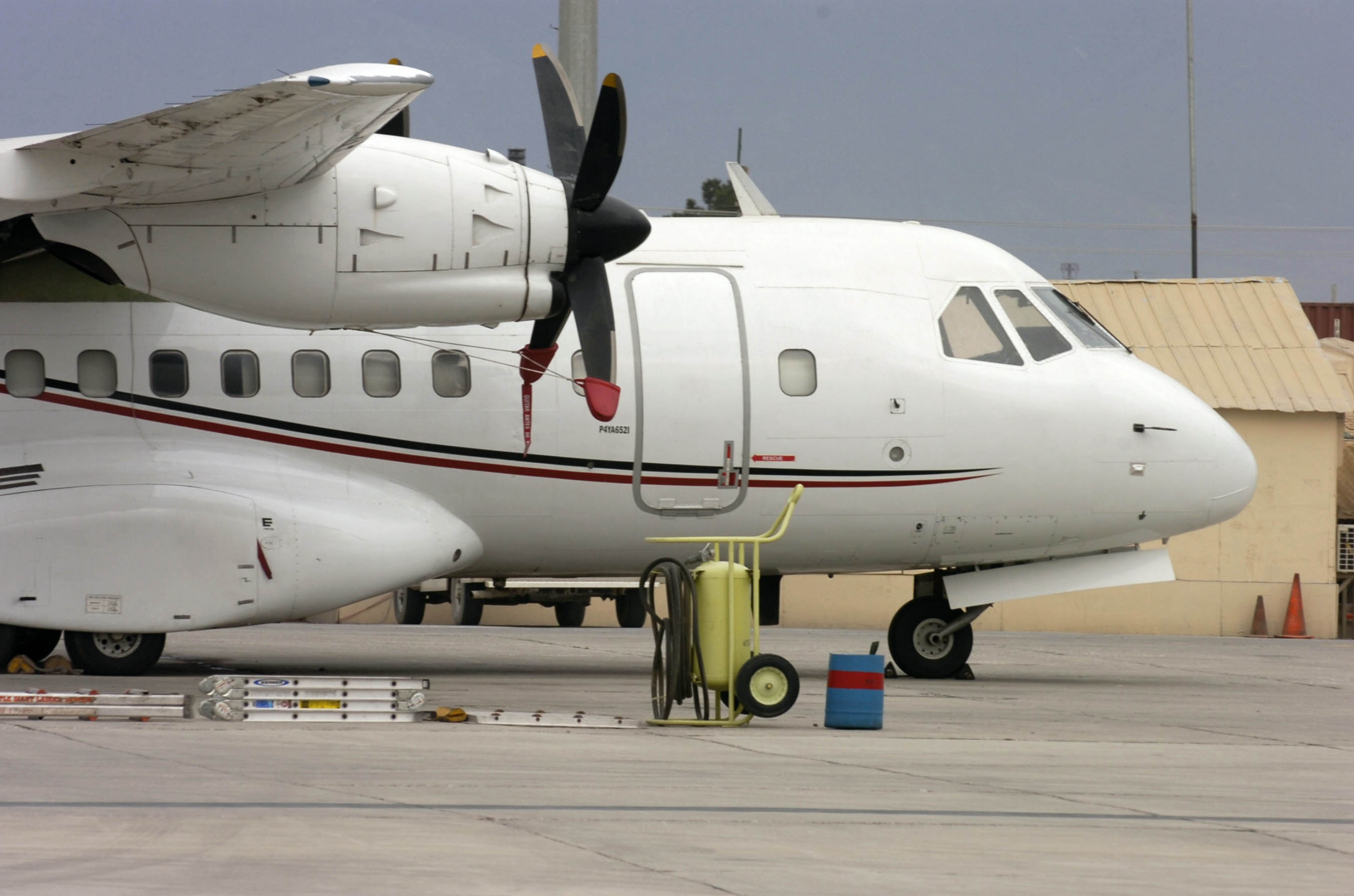 CN-235_Presidential_Airways.jpg