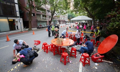 Members of the public take part in resilience training in Taiwan