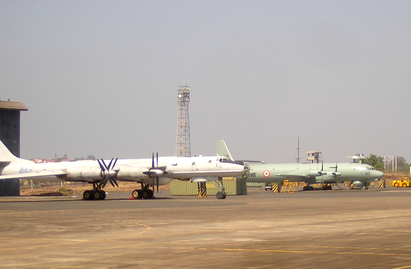 IAF_Tu-142_and_Il-38.jpg