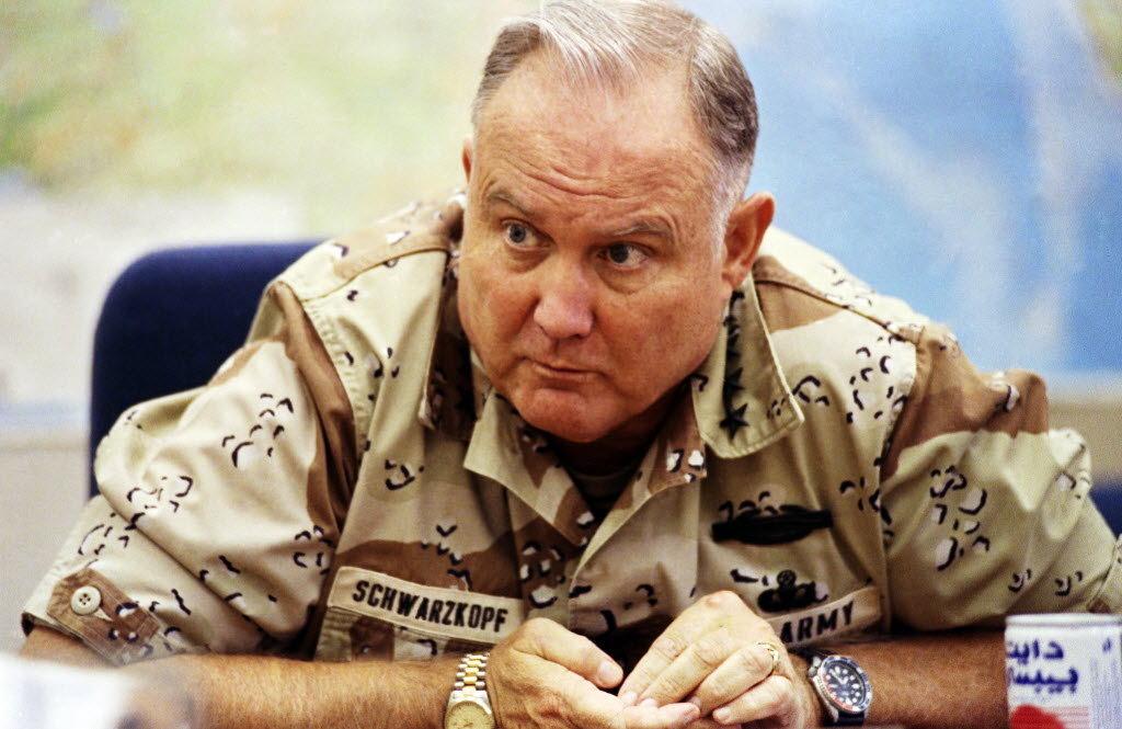 norman-schwarzkopf-720655b36cc2bb81.jpg