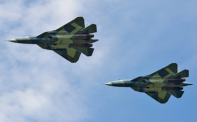Two+Russian+PAK-FA+Stealth+Fighters+Flying+Together_2.jpg