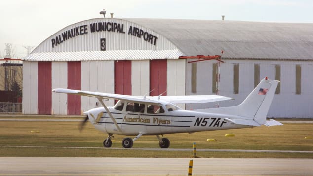 An American Flyers Pilot Training School instructor and student taxi in their Cessna 172 single-engine plane January 7, 2002 at Palwaukee Municipal Airport in Wheeling, IL. Spotting dangerous pilots is not an easy task, flight schools say. Few flight schools have security measures in place that could have averted a Florida teen-ager who crashed a small plane into a skyscraper. Instructors say even with the heightened awareness after the September attacks, there is little they can do to identify a dangerous would-be pilot, though some are reviewing their security procedures. (Photo by Tim Boyle/Getty Images)