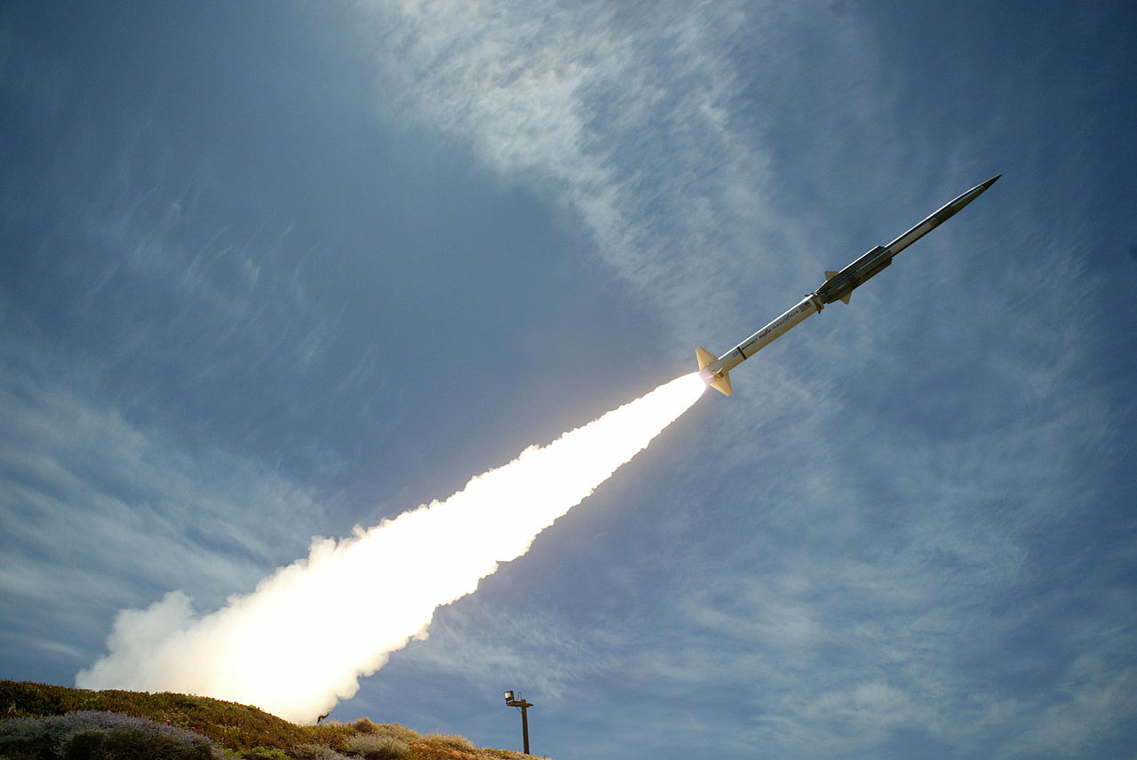 1280px-GQM-163_Coyote_test_launch_May_2004.jpg