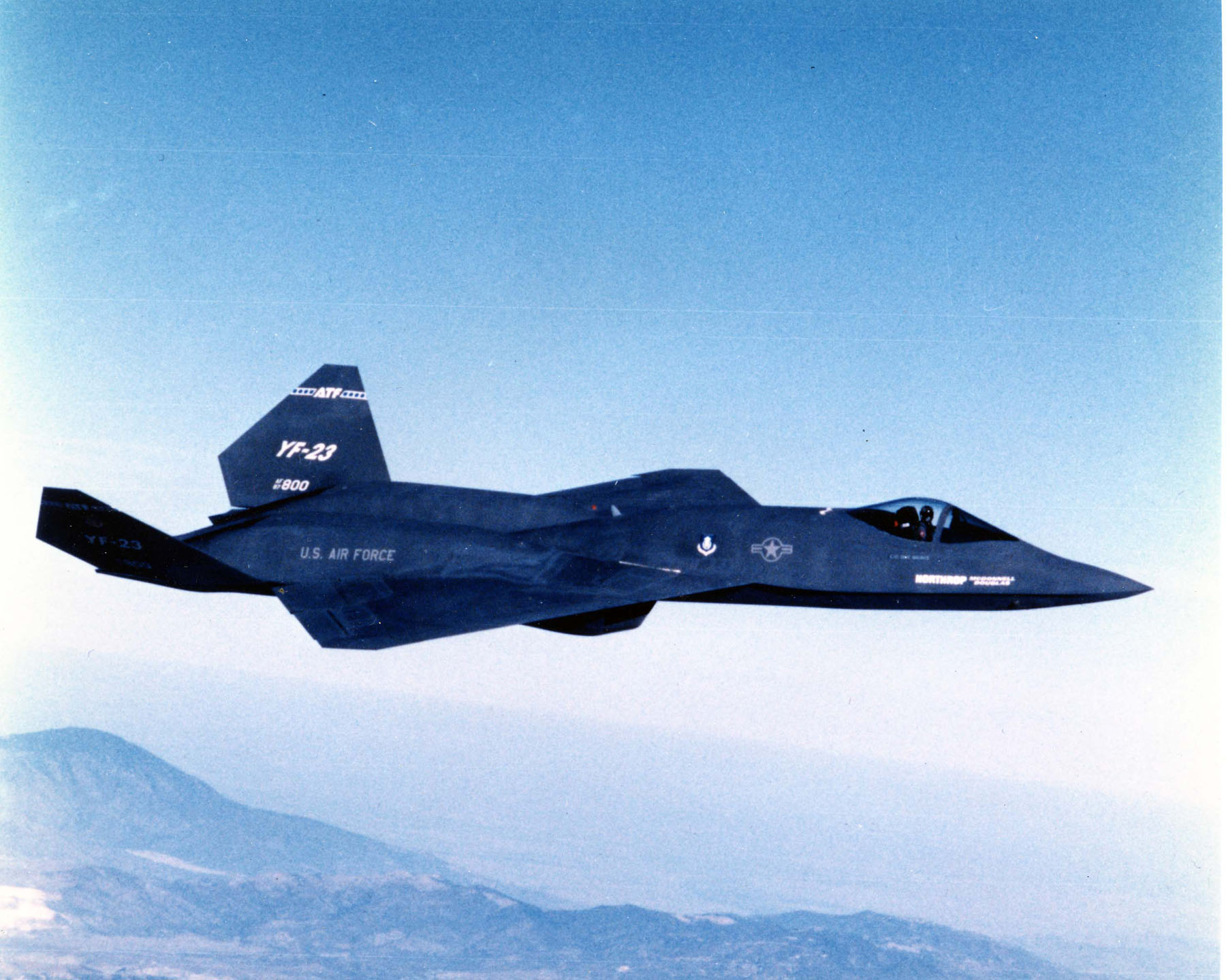 YF-23_front_right_view.jpg