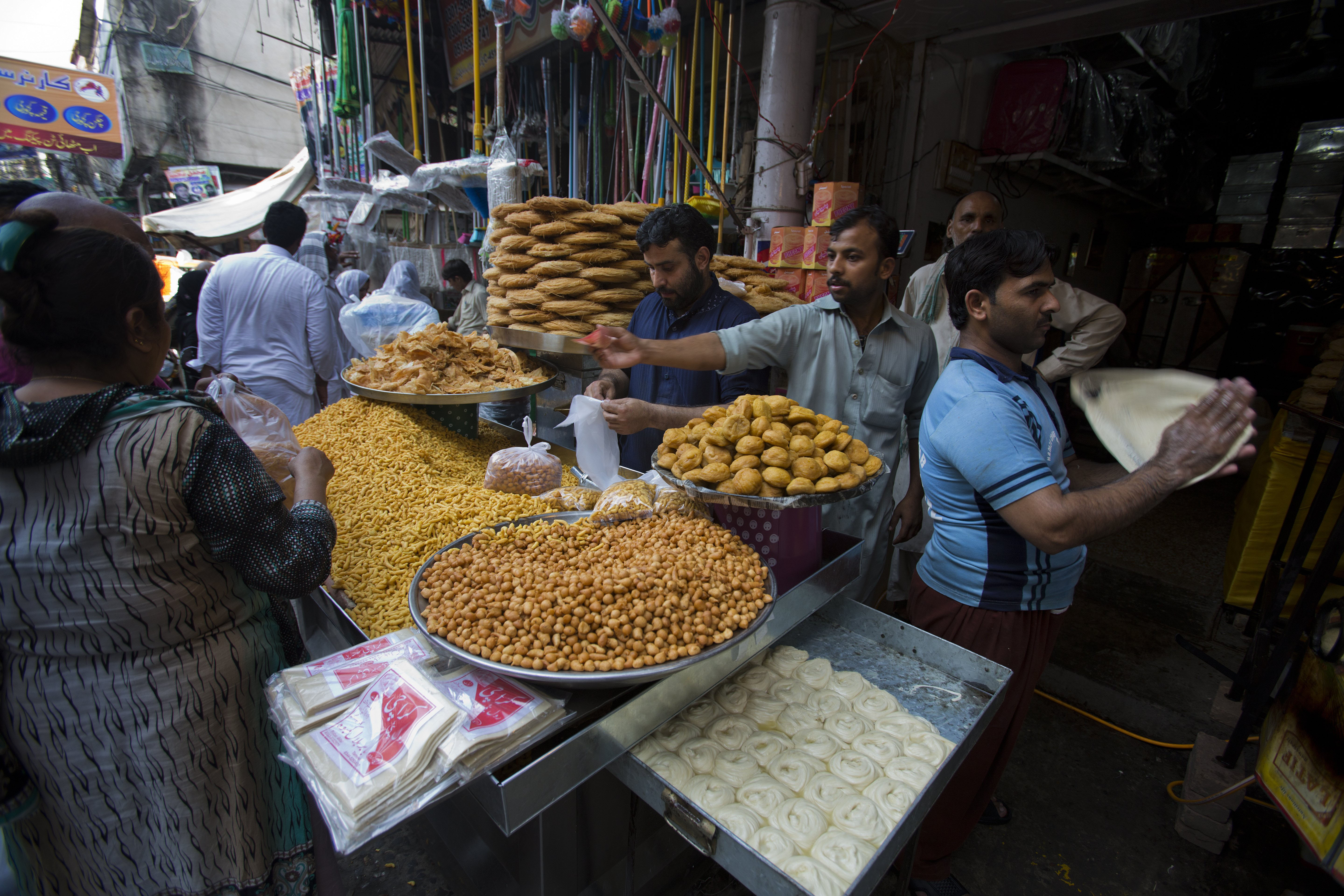 Pakistan-Ramadan_sham-1.jpg