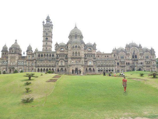 laxmi-vilas-palace.jpg