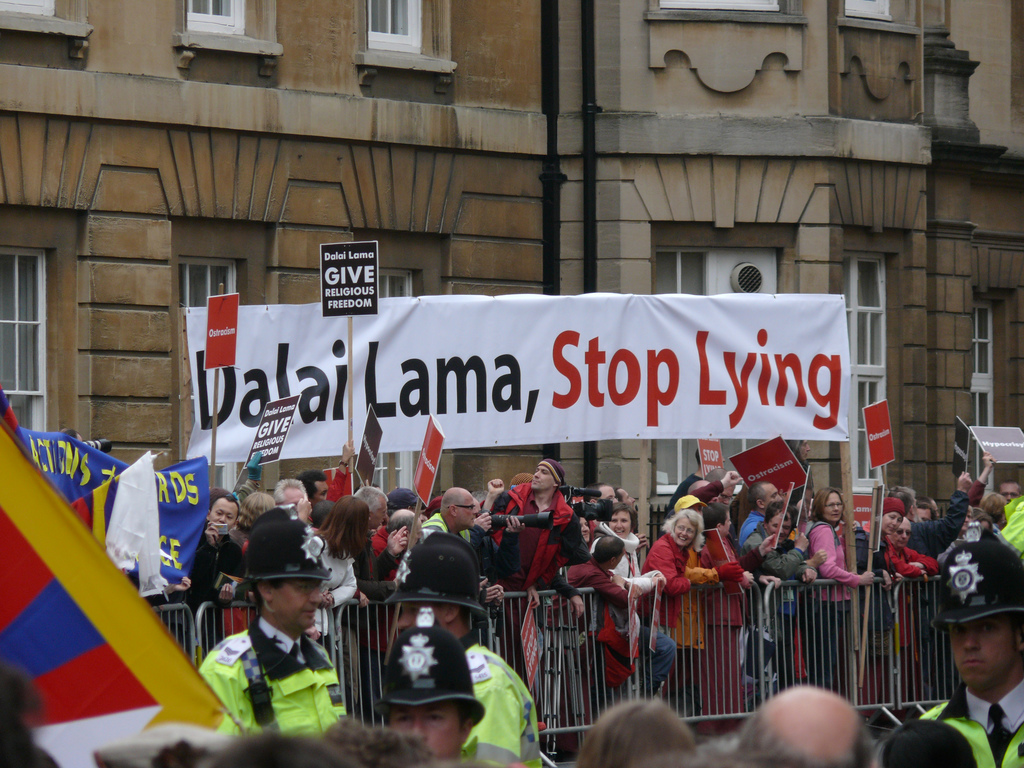 Protest_dalai_lama_stop_lying_give_religious_freedom.jpg