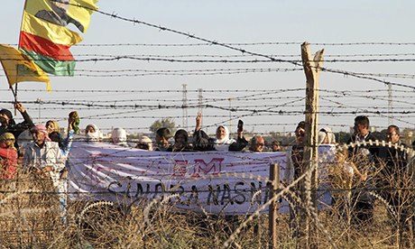 Syrian-Kurds-turkey-borde-008.jpg