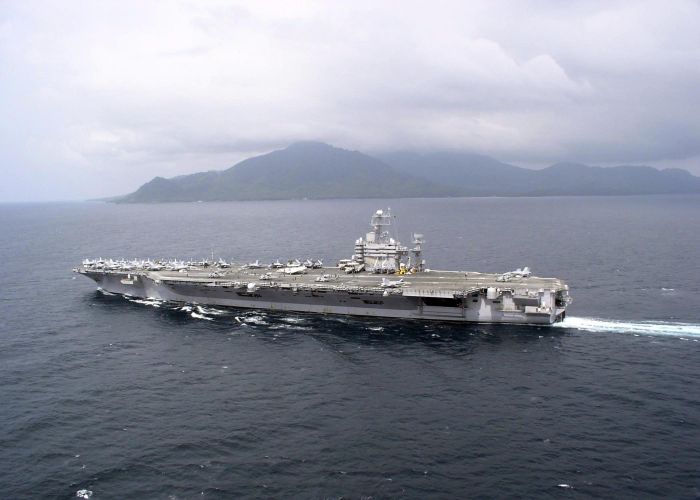 CVN72-Lincolnrs.jpg