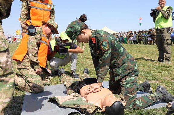 nu-bac-si-quan-y-viet-nam-gianh-huy-chuong-dong-army-games-2019-hinh-8.jpg