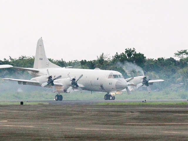 japanese-plane-patrols-south-china-sea.jpg