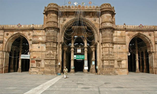 JummaMasjid011.jpg