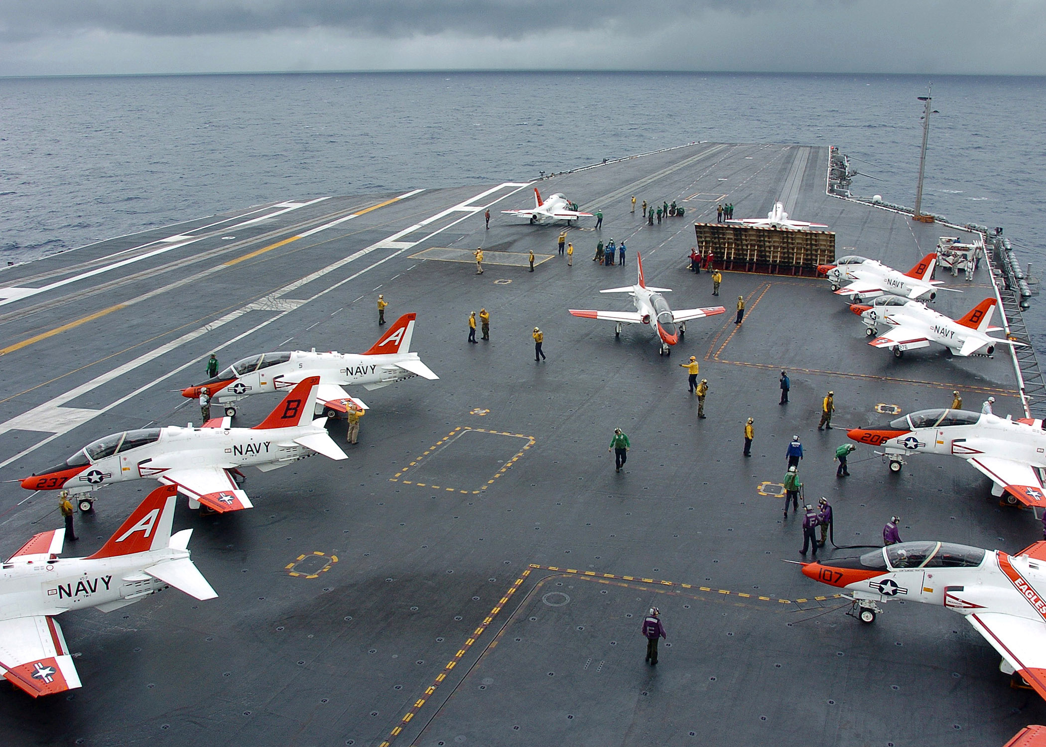 US_Navy_050624-N-0535P-006_A_T-45A_Goshawk_trainer_aircraft_assigned_to_Training_Air_Wings_One_and_Two_cover_the_flight_deck_aboard_the_Nimitz-class_aircraft_carrier_USS_Harry_S._Truman_%28CVN_75%29.jpg
