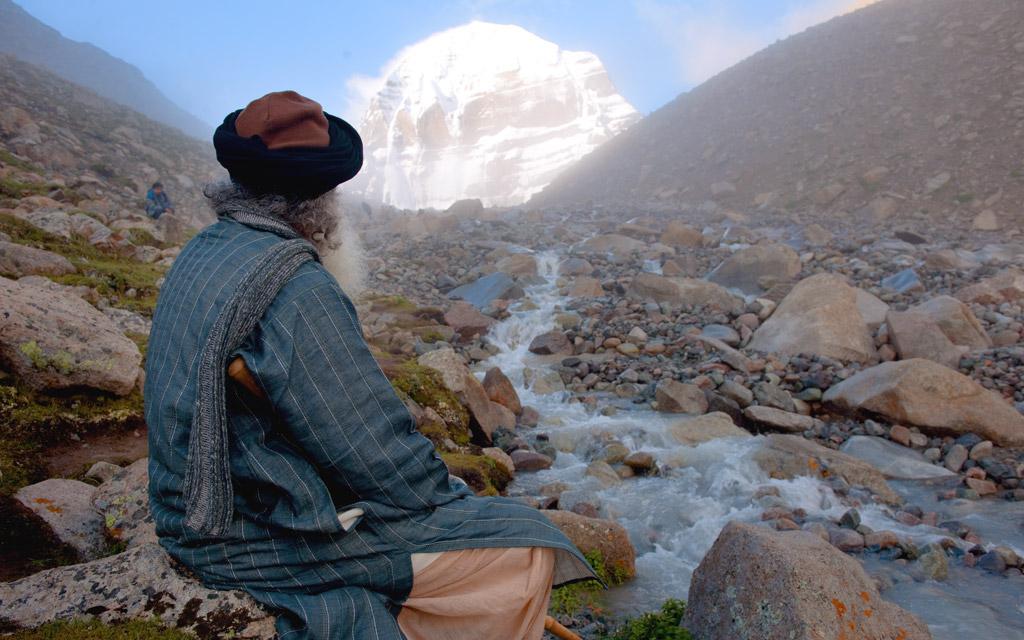 Sadhguru-Mystic-Kailash-04-20100818_CHI_0383-e.jpg