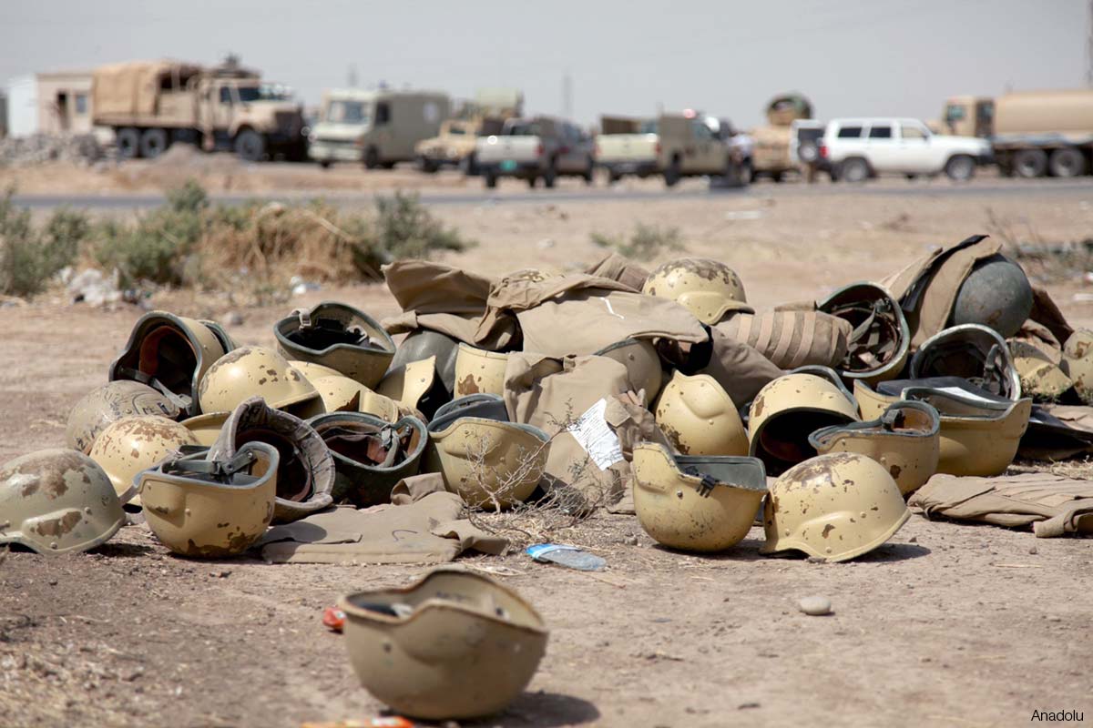 abandoned-iraqi-army-equiptment-following-the-retreat-from-mosul.jpg