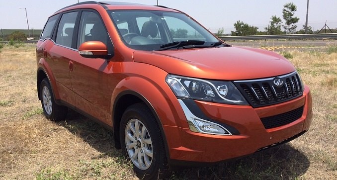 2015-mahindra-xuv500-1_678x362_51432538360.jpg