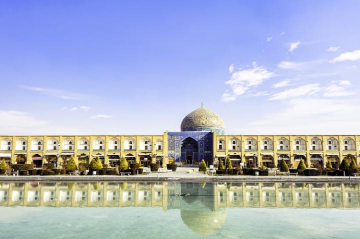 iran-isfahan-square-large.jpg