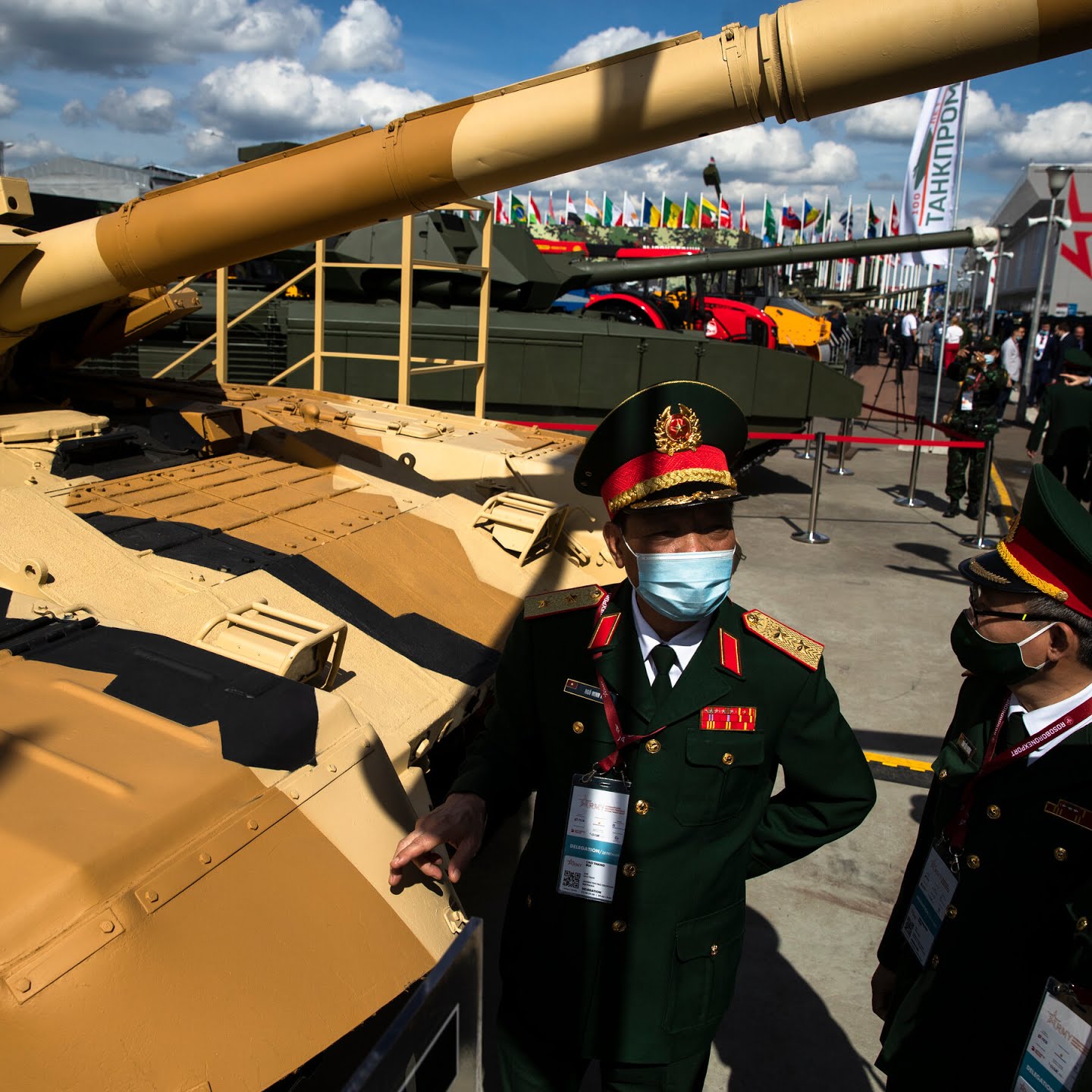 Members of the Vietnamese military viewing a Russian tank during the International Military Technical Forum, outside Moscow, in 2020.