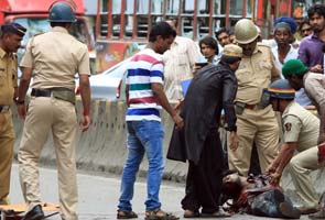 Mumbai_riots_injured_295.jpg