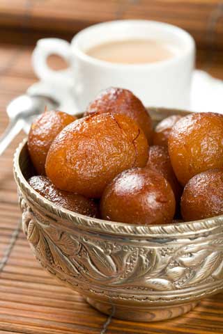 1112CvrStry-GulabJamun.jpg