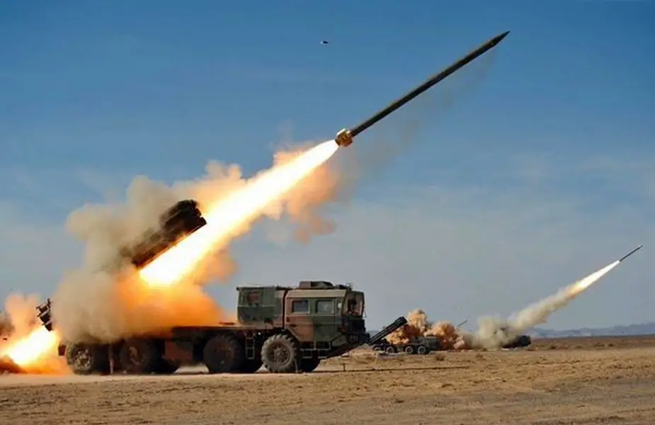Pakistan_army_inducted_A-100_Rocket_in_MLRS_Artillery_corps_3.jpg