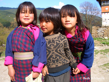 bhutan_girls.jpg