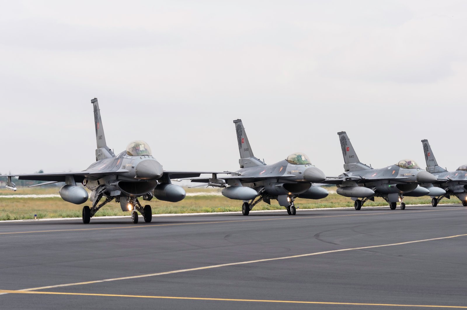 Several F-16s of the Turkish Air Forces Command gather for the Anatolian Eagle military exercise, Konya, central Turkey, June 8, 2016. (Shutterstock Photo)