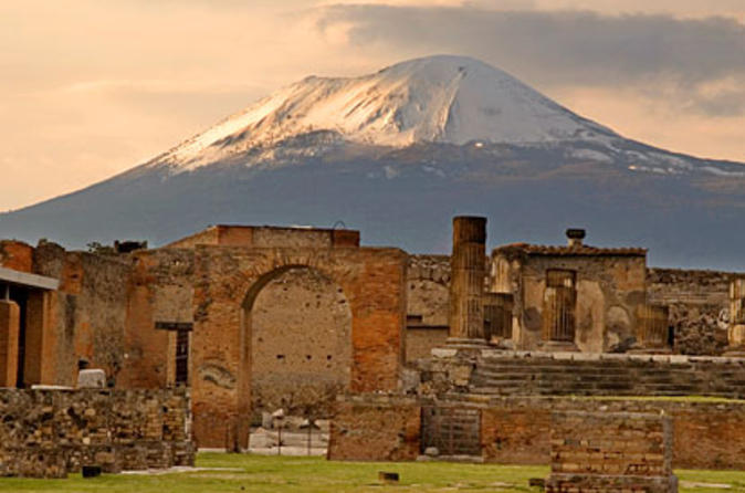 pompeii-day-trip-from-rome-in-rome-42924.jpg