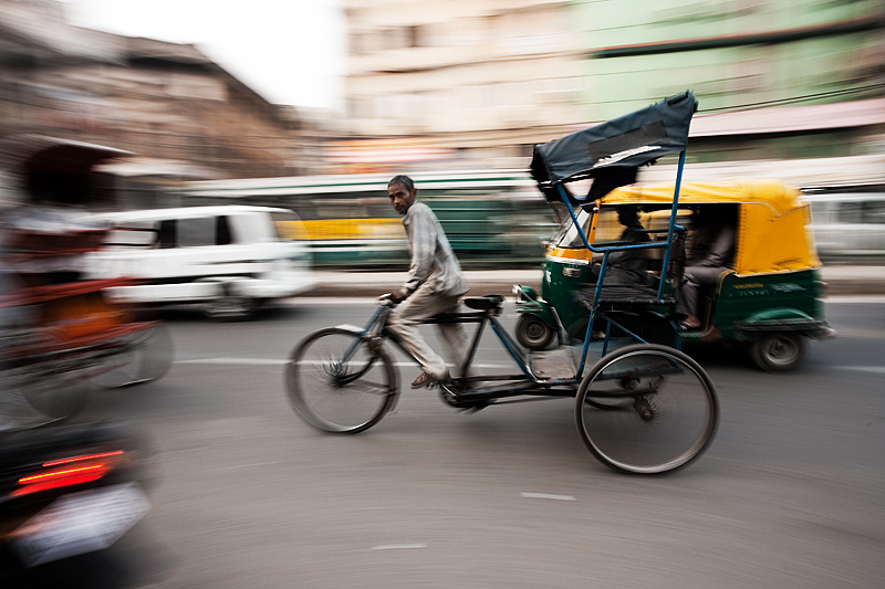 091201_delhi_india_cycle_rickshaw_motion_pan_MG_7514.jpg