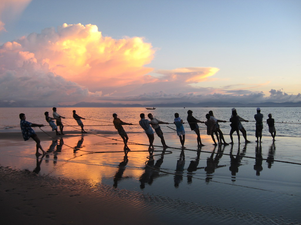 Sunrise,_Saint_Martin_Island,_Bangladesh.jpg