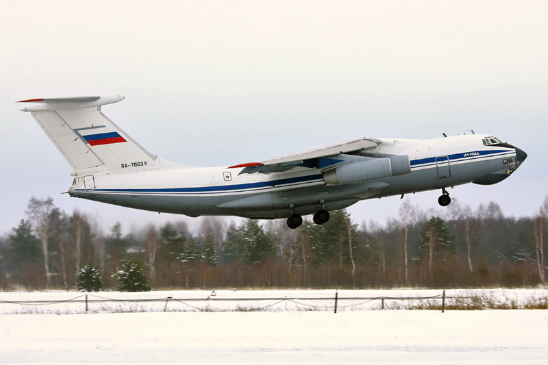 Il-76-takeoff.jpg