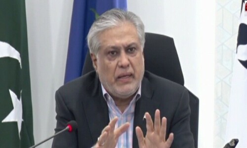 Promising long-term reforms, Dar reassures nation Pakistan will not default