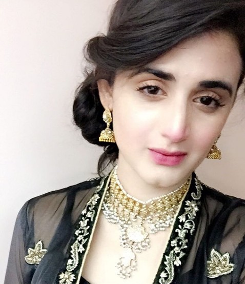 Hira-Mani-On-Eid-2016.jpg