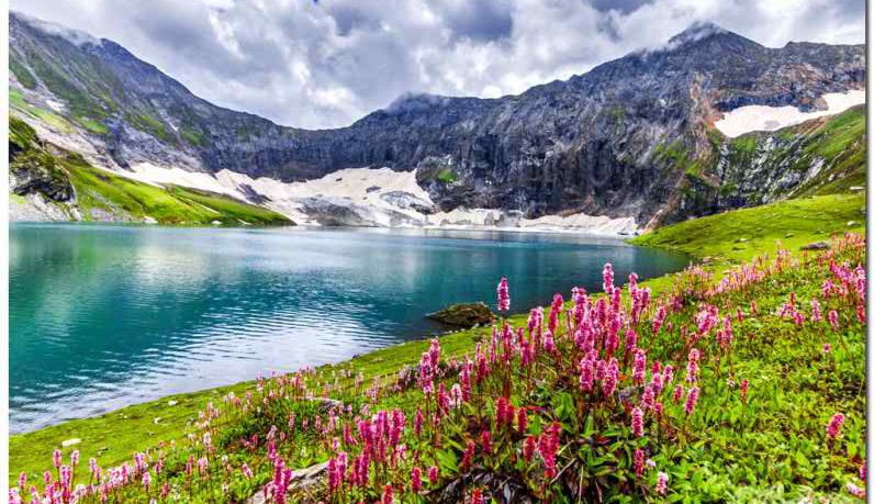 Ratti-Gali-Lake-796x459-1494192289.jpeg