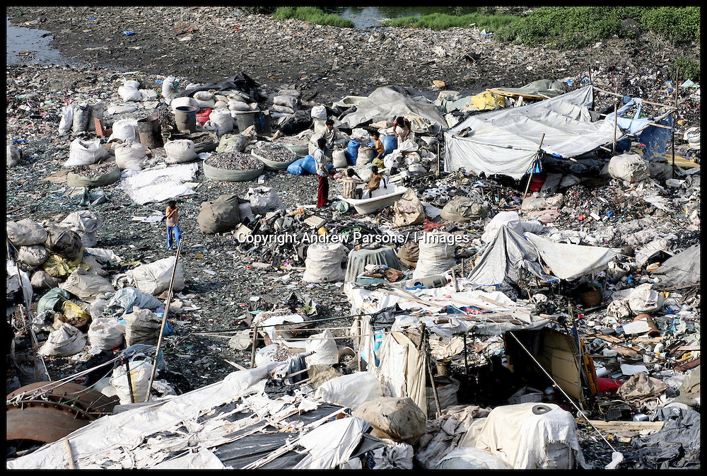 i-Images-adp-Dharavi-Slum-Mumbai-1464.jpg