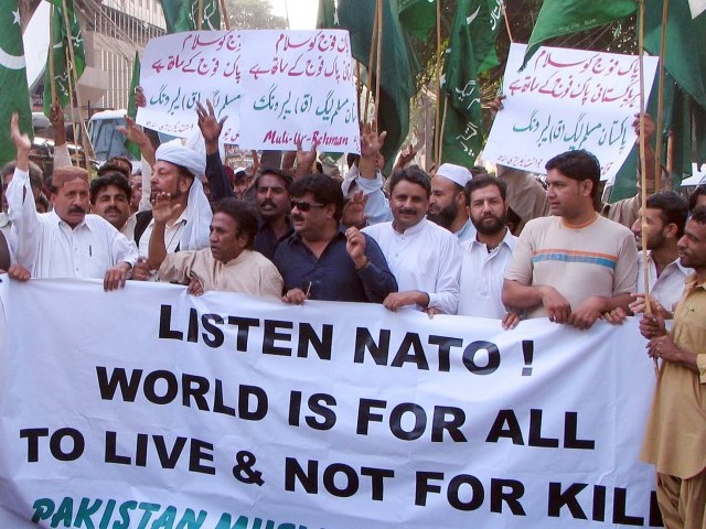 299487-pmlqprotestnato-1322562645-866-640x480.jpg