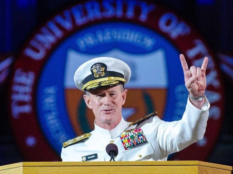 navy-seal-admiral-bill-mcraven-university-texas-austin-commencement-hook-em.jpg