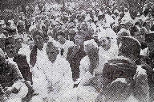 quaid-e-azam-praying.jpg