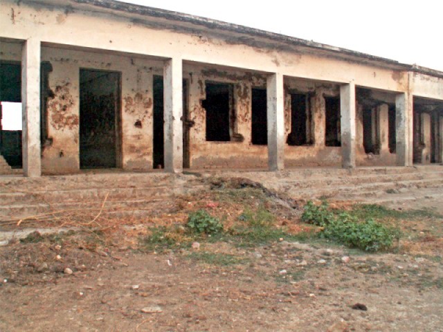 1614508-schoolsinSindh-1516560251-477-640x480.JPG