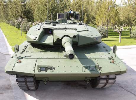 Leopard-2+A4_1.jpg