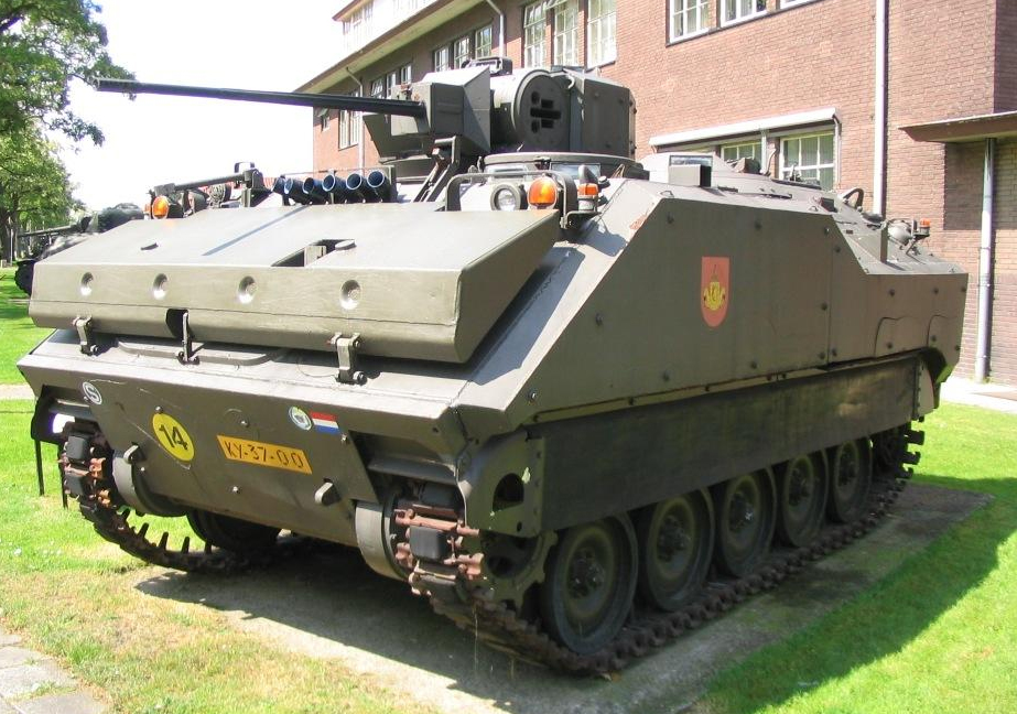 preserved-YpR-675-Dutch_Military-Police.jpg