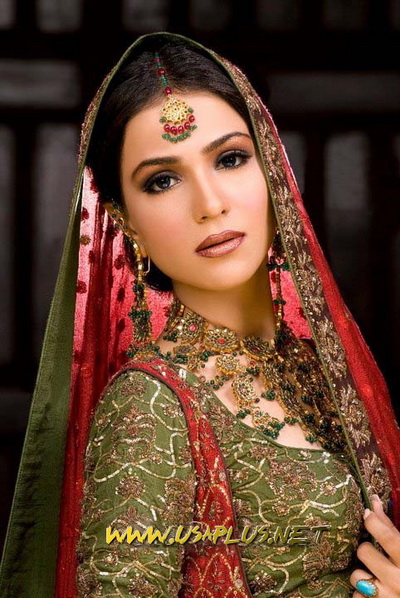 Model-Humaima-Malik-stylespk.jpg